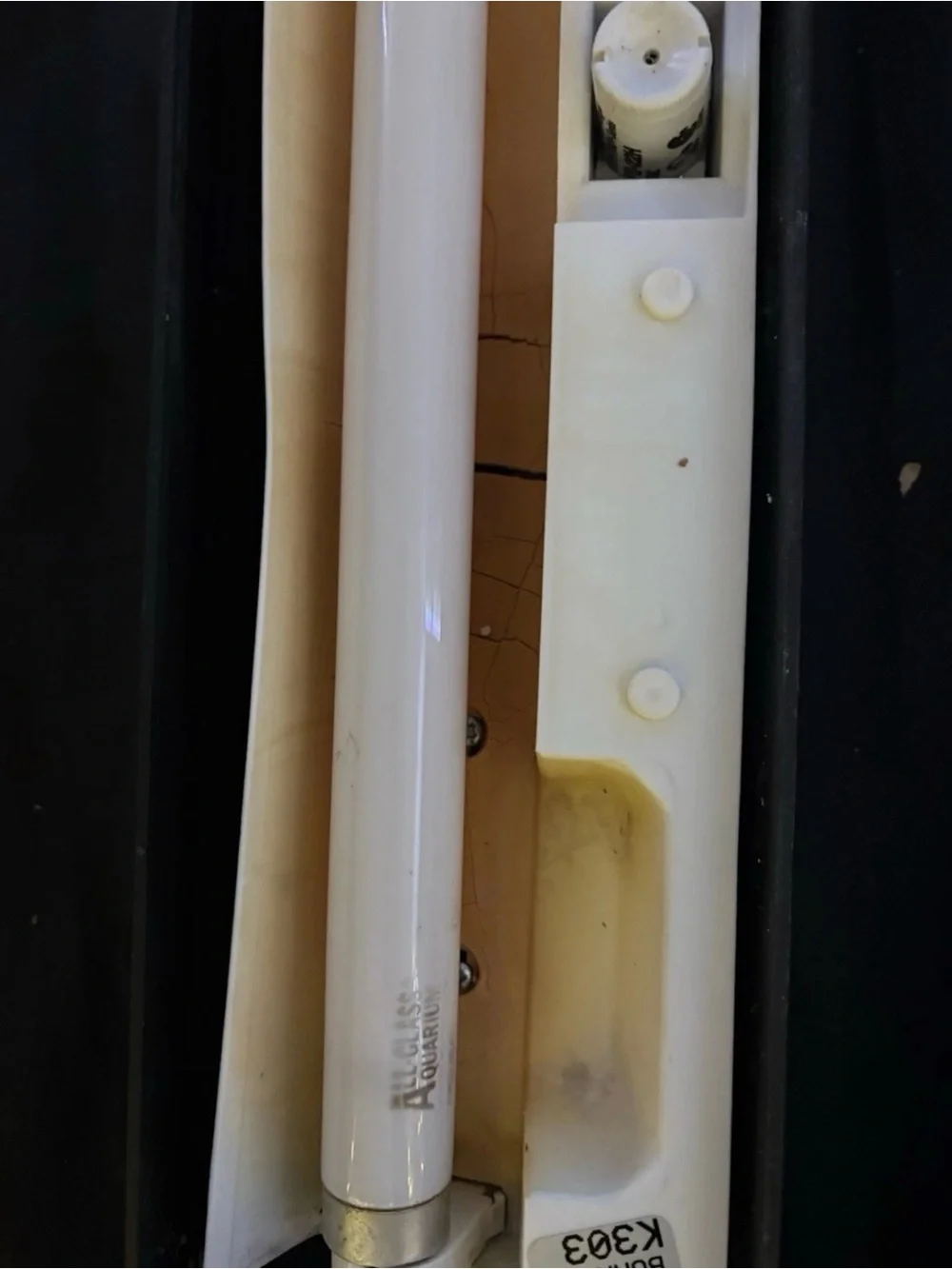 2 All-Glass Aquarium 24” Fluorescent Strip Lights – Working
